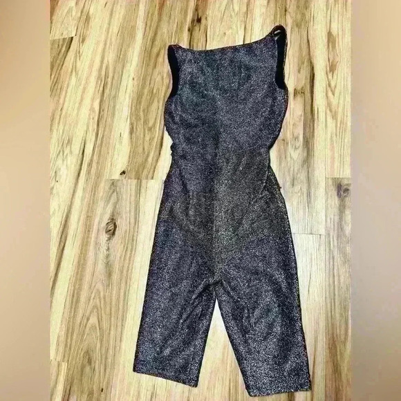 Lovers + Friends Revolve Galaxy Black Sleeveless Amie Romper Twist Front XXS - Picture 8 of 9